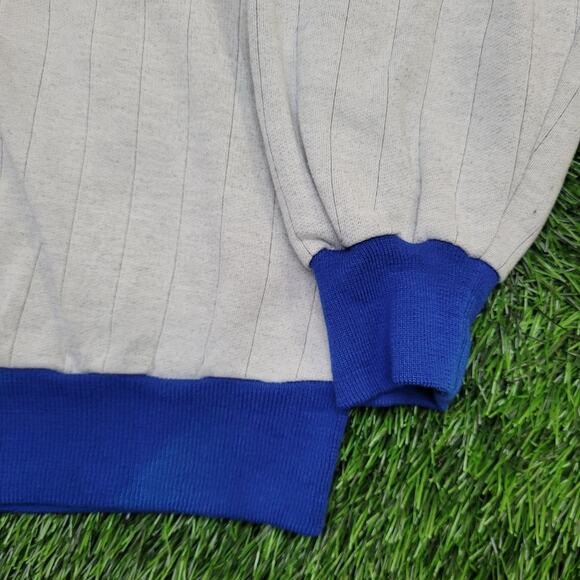 Vintage 90s Wilson Tennis Sweatshirt Womens Medium 20x22 - Picture 14 of 16